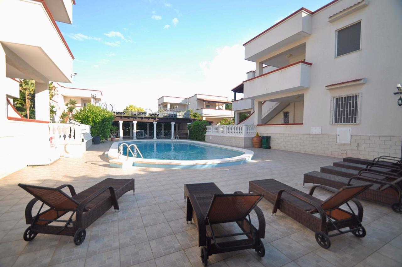 Residence Mezzaluna Carovigno Zewnętrze zdjęcie